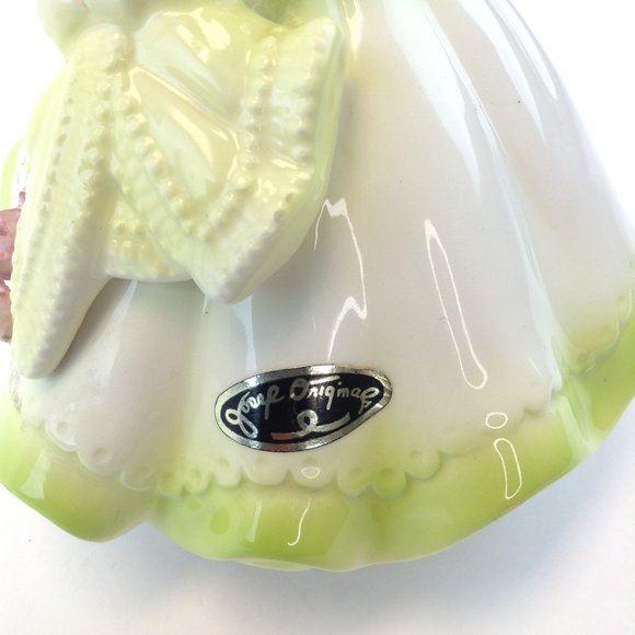 Josef Originals Mother and Baby Rotating Music Box Figurine Plays Brahms Lullaby - Picture 9 of 12